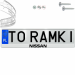 Ramka pod tablice rejestracyjne NISSAN 1 szt. biała połysk ramki do tablic napis